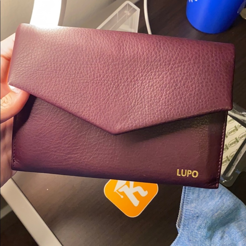 Gorgeous Lupo Burgundy Leather Wallet